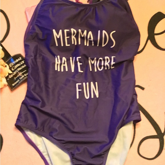 ♨️Mermaid Show🎦 ♨️leggings SALE♨️ shoes are SOLD. - Picture 8 of 13